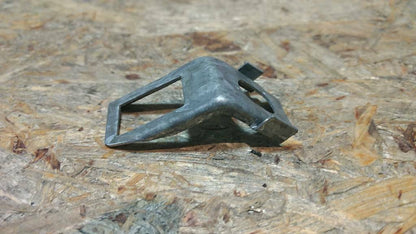 Original GM Opel Astra F Halter Kühlergitter rechts NEU
