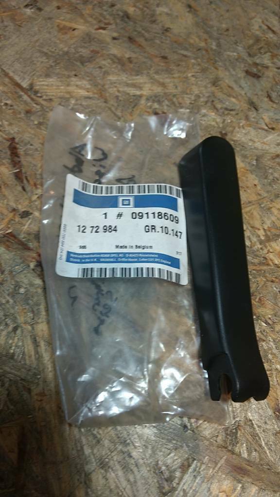 Original GM Opel Astra G Wischerarmkappe Fahrerseite NEU