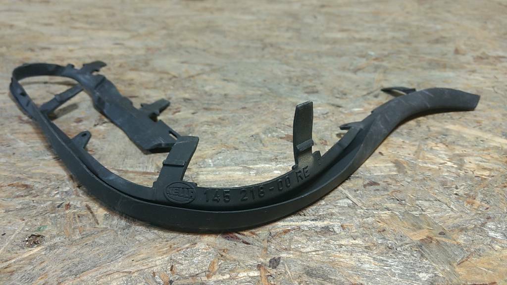 Original GM Opel Omega B Abdichtung Scheinwerfer NEU