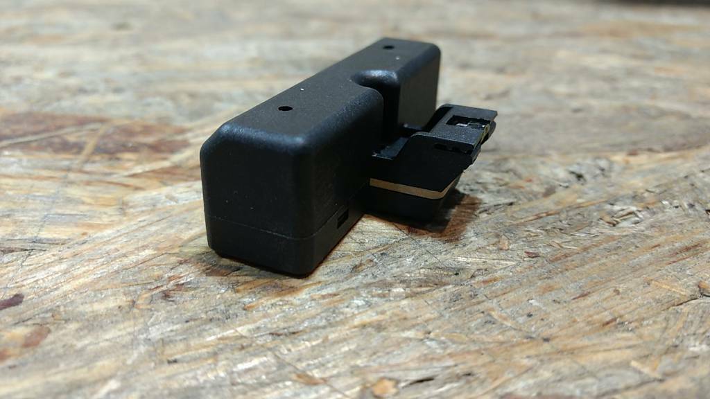 Original GM Opel Astra F Wegstreckenfrequenz-Geber NEU