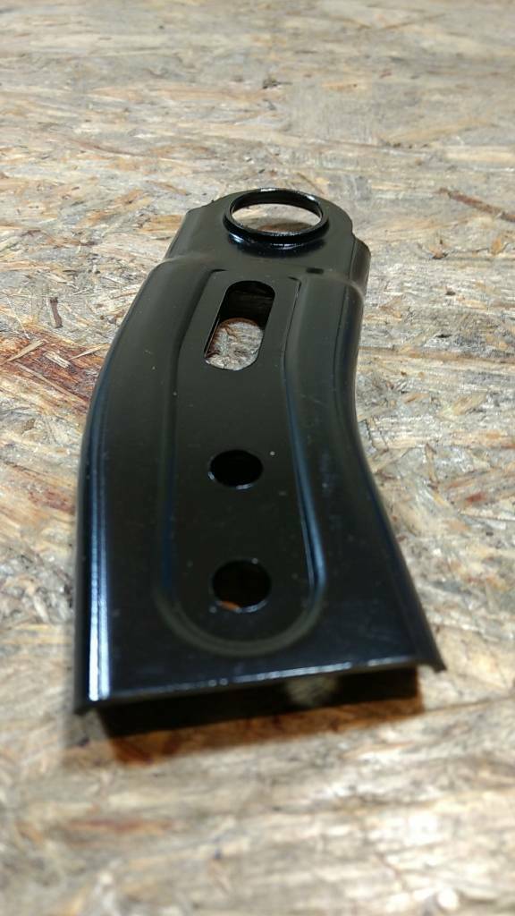 Original GM Opel Meriva Halter Befestigung Kühler NEU