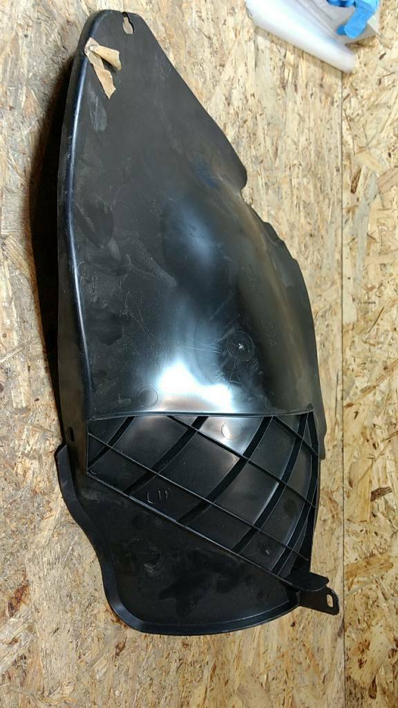Original GM Opel Omega B Radhaus-Schale hinten rechts NEU