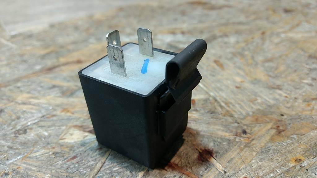 Original GM Opel Frontera A Relais Blinkergeber Blinker NEU