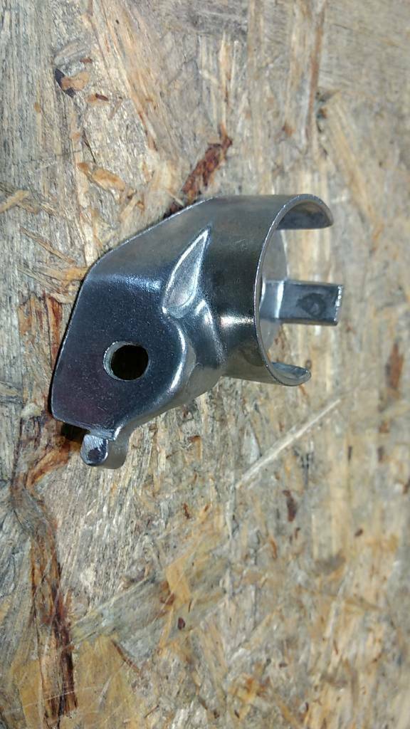 Original GM Opel Vectra B Befestigung Halter Kühler NEU