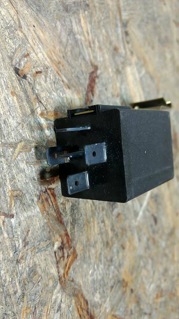 Opel Corsa A Kadett E Omega B Relais Scheinwerfer Reinigung neu original GM