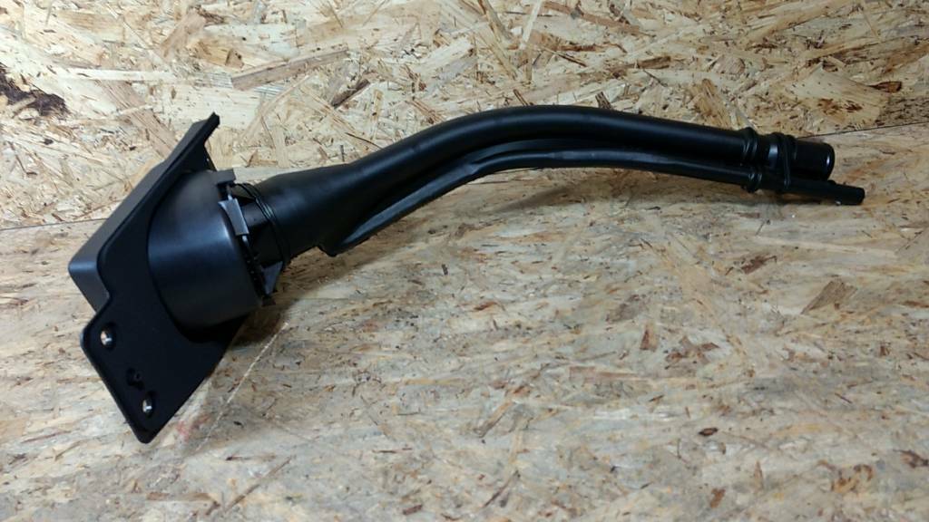 Original GM Opel Renault Master Movano A Tank Einfüllstutzen NEU