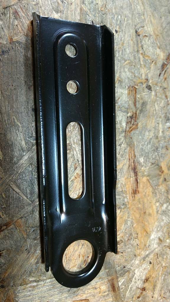 Original GM Opel Tigra B Combo Halter Kühler links NEU
