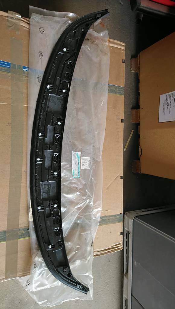 Meriva B Zierleiste Motorhaube neu Original GM