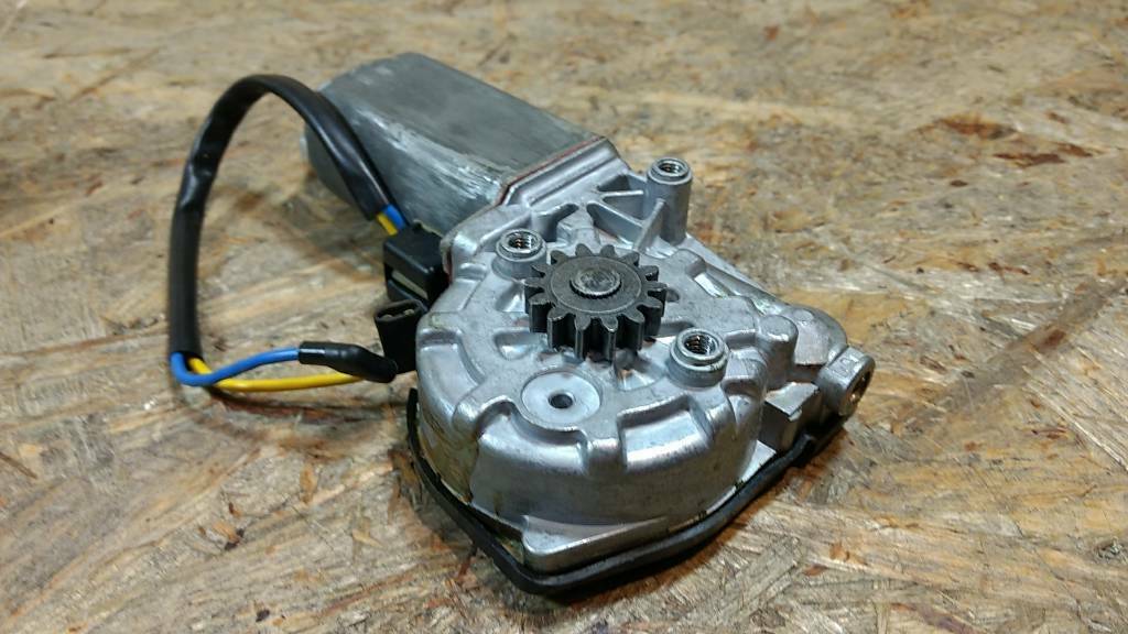 Original GM Opel Fensterhebermotor Commodore Neu