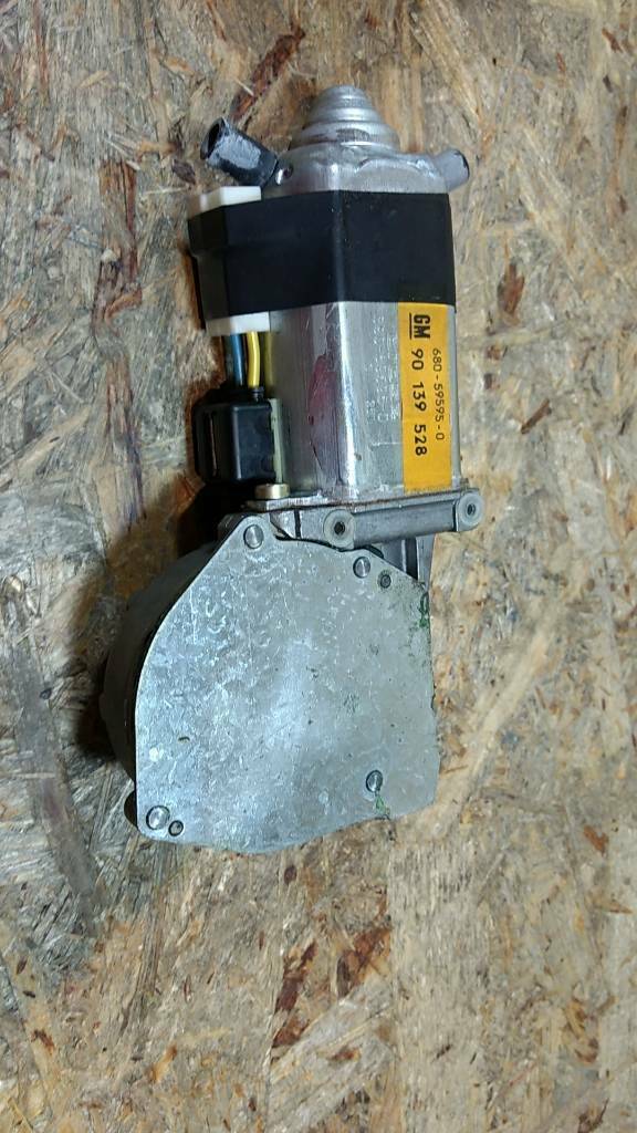 Original GM Opel Ascona C Fensterhebermotor Vordertür rechts NEU