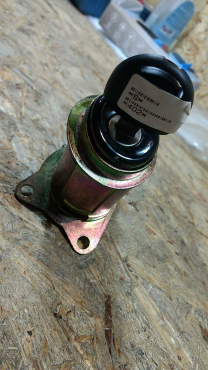 Original GM Opel Heckklappenschloss Tigra A NEU