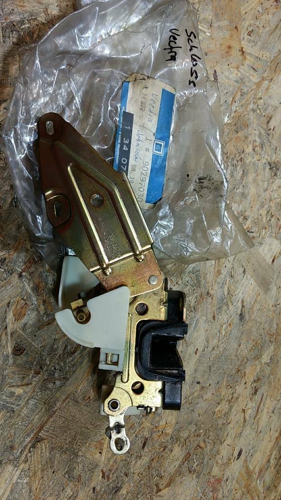 Original GM Opel Vectra Schloss NEU