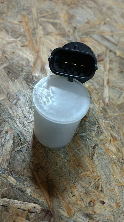 Original GM Opel Omega B Drucksensor (Hochdruck) Kraftstoff NEU