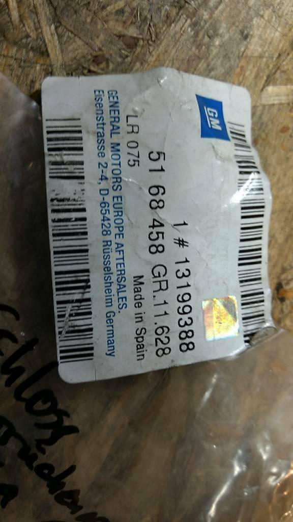 Original GM Opel Hinterrückenaretierung Corsa C NEU