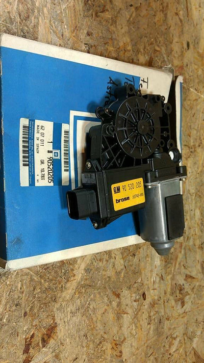Original GM Opel Astra F Fensterhebermotor Türe vorne links NEU