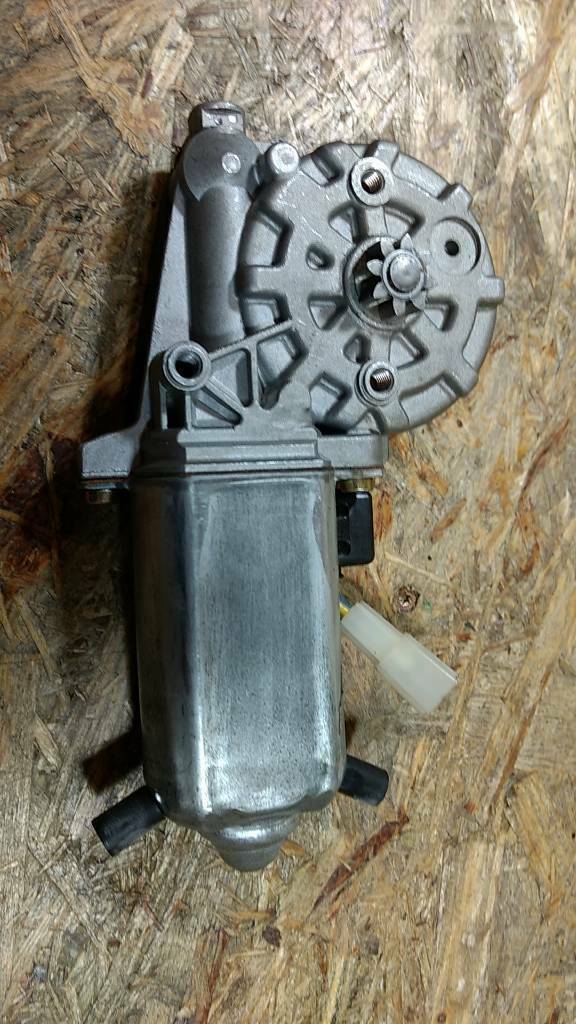 Original GM Opel Fensterheber links Corsa A NEU