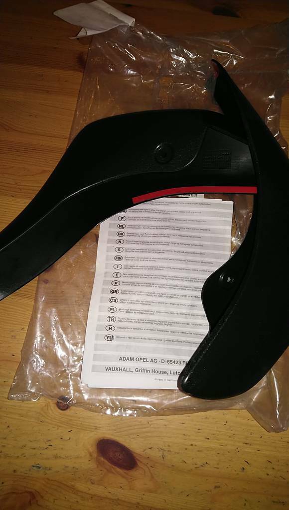Corsa C Schmutzlappen neu Original GM