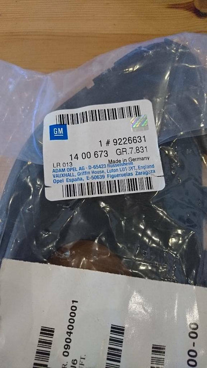 Vectra B Blende Stoßstange links Nebelscheinwerfer neu GM