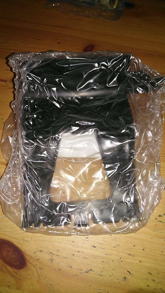 Omega A Caravan Abschlepphackenabdeckung neu Original gm