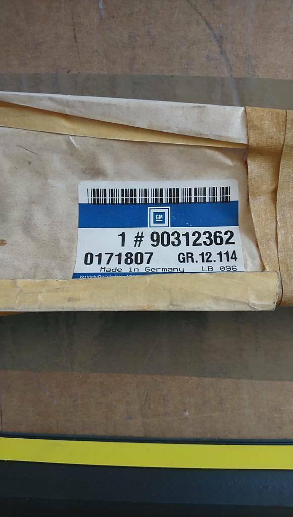 Kadett E Zierleiste neu Original GM