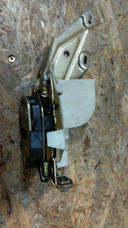Original GM Opel Vectra A Türschloss vorne links NEU
