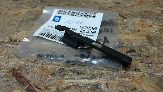 Original GM Opel Astra G Schelle Halterung Verkleidung hinten NEU