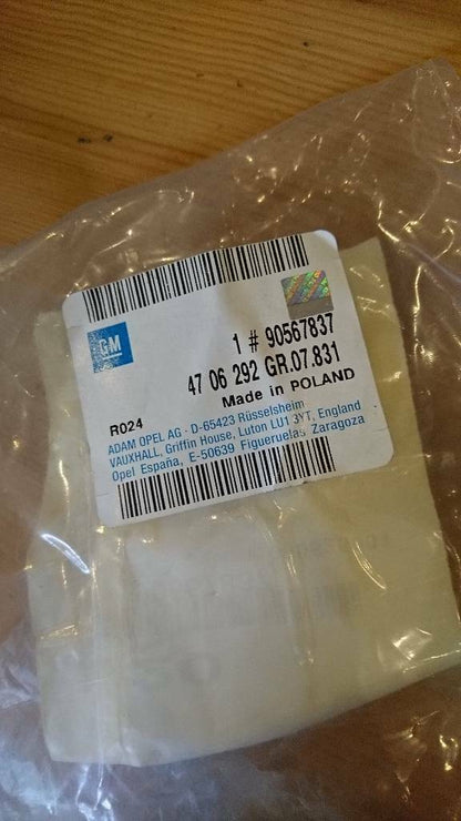 Agila A njoy Klappe Abschlepphacken vorne neu original GM