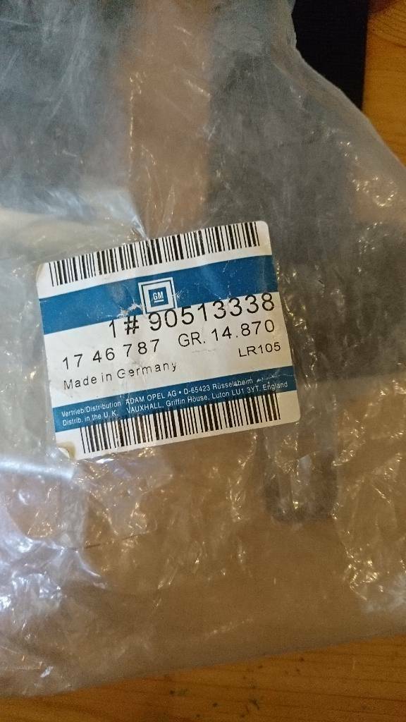 Vectra B Kindersitz Befestigung Beifahrerseite neu original GM
