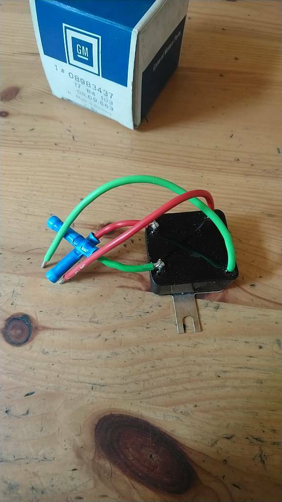 Corsa A Astra F Wischermotor Entstörkondensator neu GM 8983437