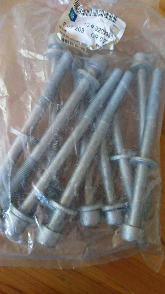 Astra F 1.7 TD Diesel Set Zylinderkopfschrauben neu original GM