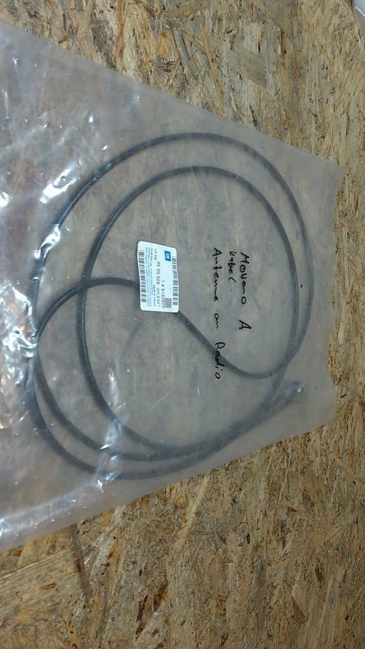 Original GM Opel Movano A Kabel Antenne an Radio NEU