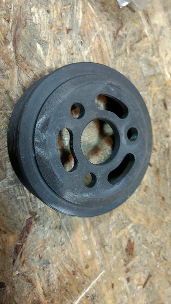 Original GM Opel Movano A 2.8DTi Riemenscheibe NEU
