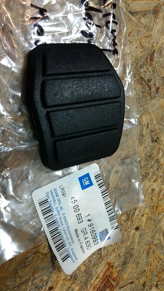 Original GM Opel Movano A Kupplungspedalgummi NEU