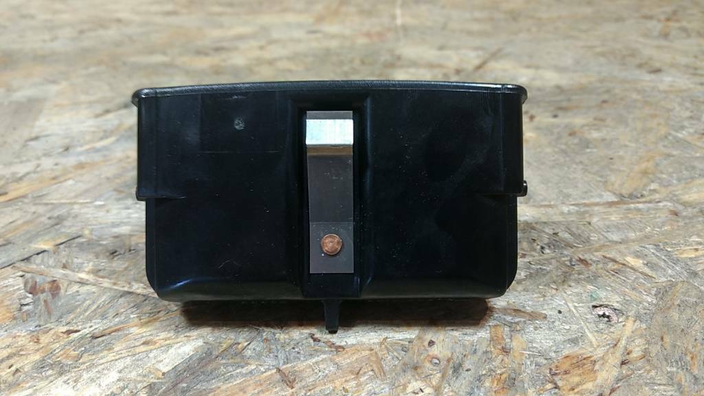 Original GM Opel Aschenbecher hinten Astra F NEU