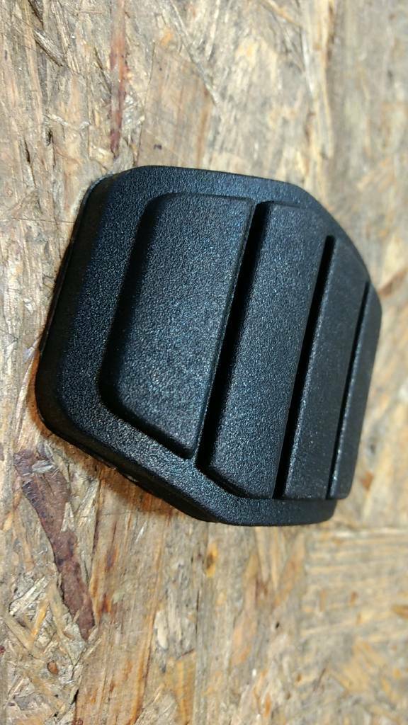 Original GM Opel Movano A Gummi Kupplungspedal NEU