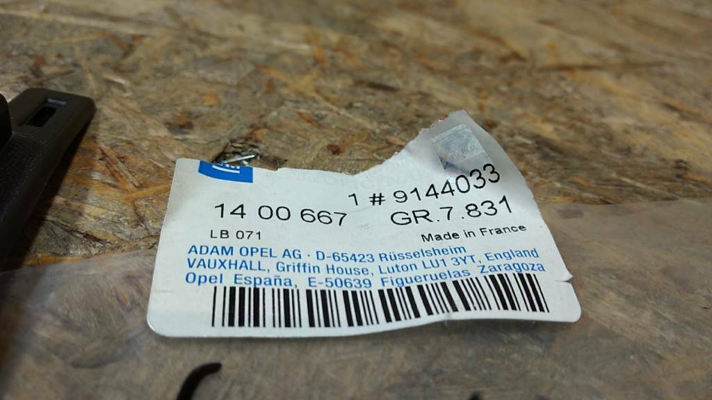 Original GM Opel Astra G Abdeckung rechts Stoßstange vorne NEU