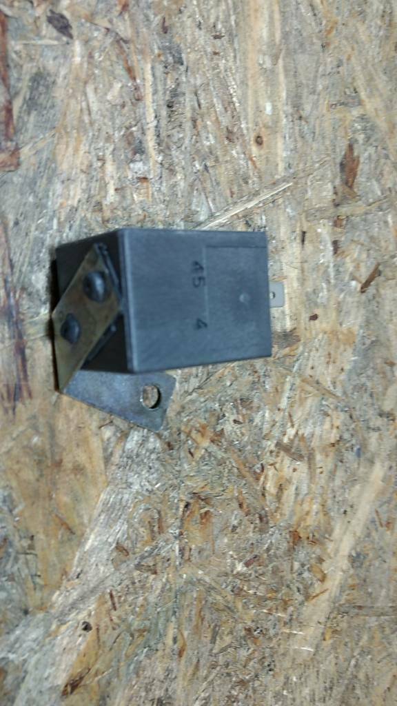 Original GM Opel Movano A Relais Blinkerleuchte 25A NEU