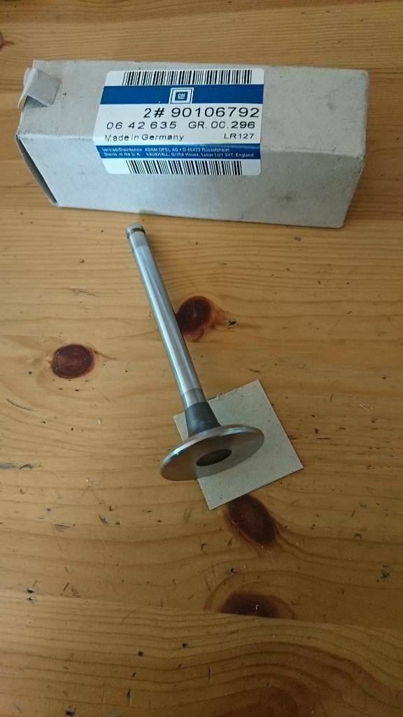 Kadett D E Ascona C Einlassventil neu original GM