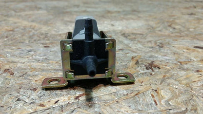 Original GM Opel Ascona C 1.6 Leerlaufregulierung Abgassteuerrung NEU