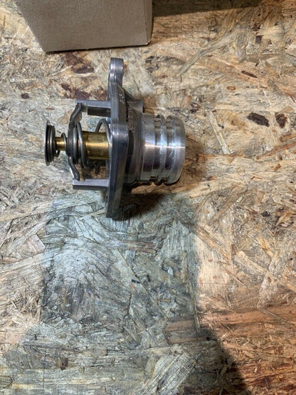 Original GM Opel Agila A 1.0 12V Thermostat Neu
