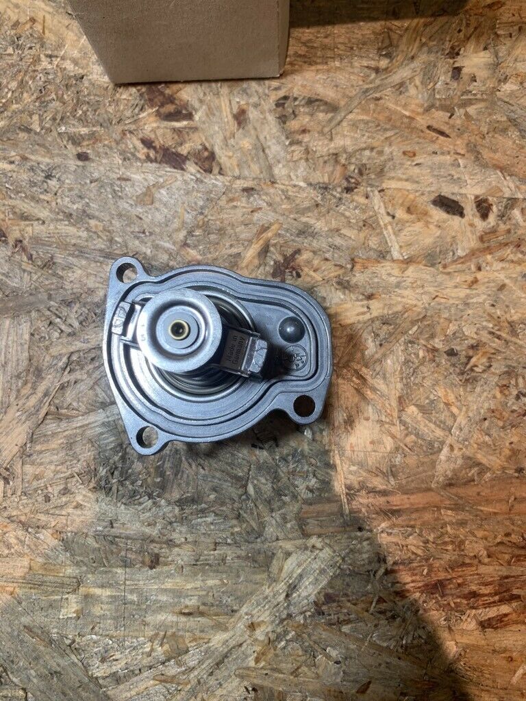 Original GM Opel Agila A 1.0 12V Thermostat Neu