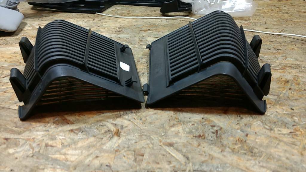 Original GM Opel Astra H Abdeckung Verkleidung Rücklicht NEU