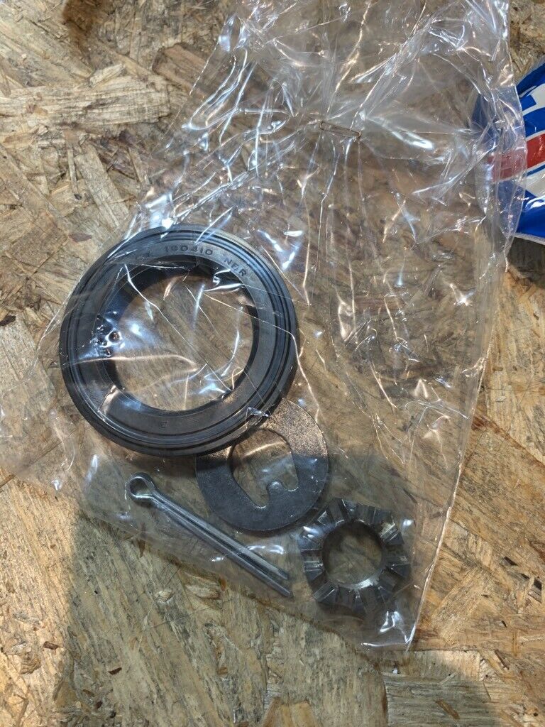 Original GM Opel Corsa A B Radlagersatz 193 Hinten Neu