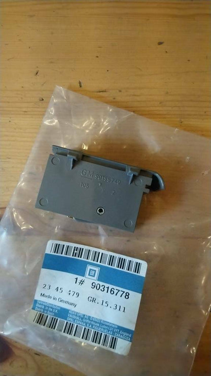 Kadett E Hutablage Halter neu Original GM