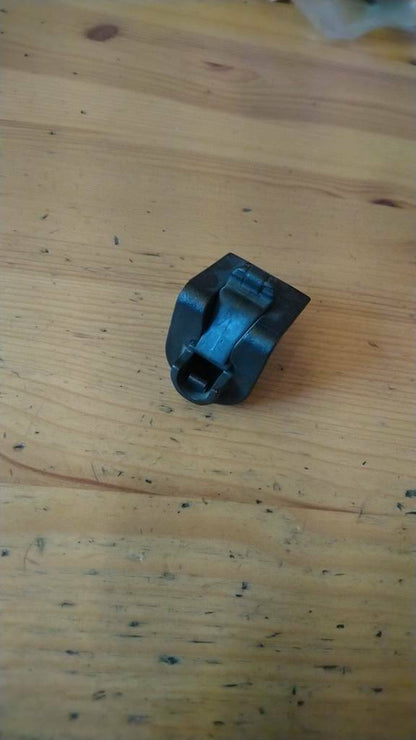 Opel oldtimer youngtimer Hutablage Halter neu gm 90126249