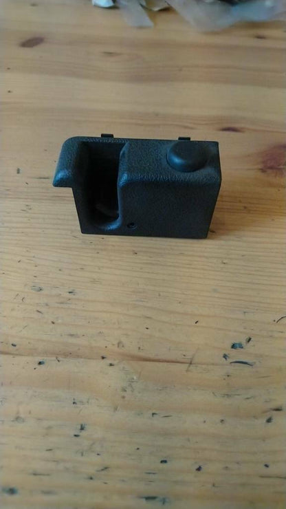 Kadett E Hutablage Halter neu Original GM