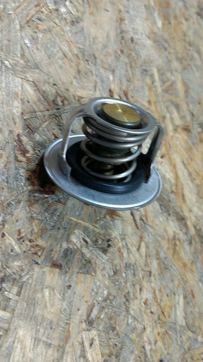 Original GM Opel Corsa B 1.7 D Thermostat NEU