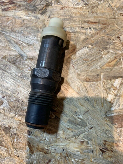 Original GM Opel Astra Vectra Kadett Einspritzdüse 1.7 D Neu