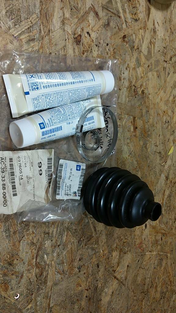 Original GM Opel Achsmanschette Antriebswelle Corsa A NEU
