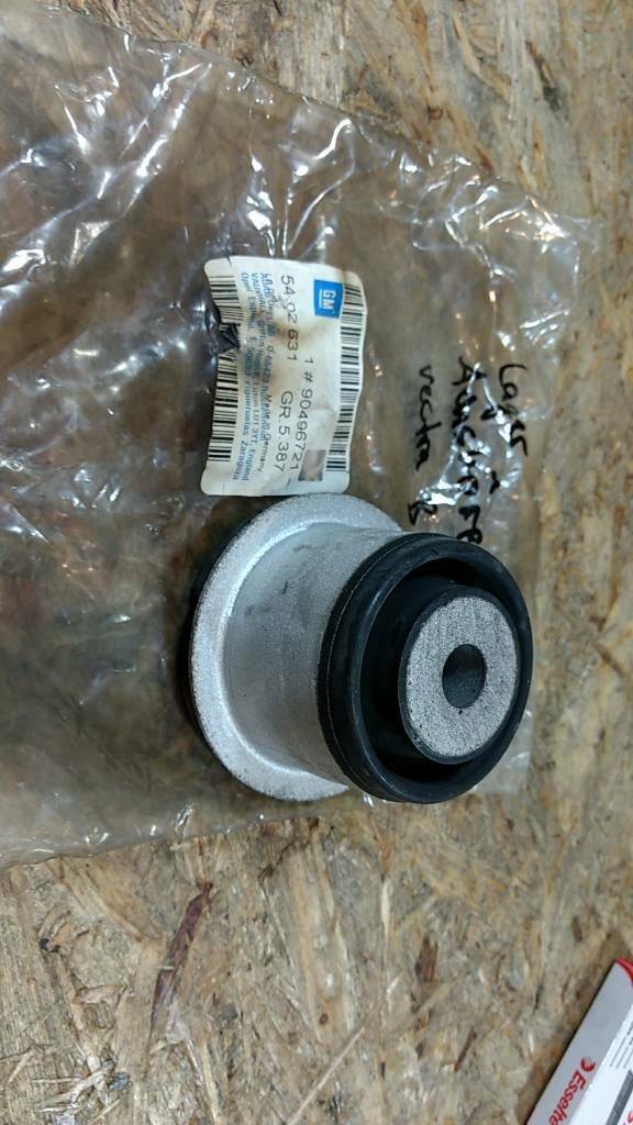 Original GM Opel Lager Achskörper Vectra B 75-196PS NEU